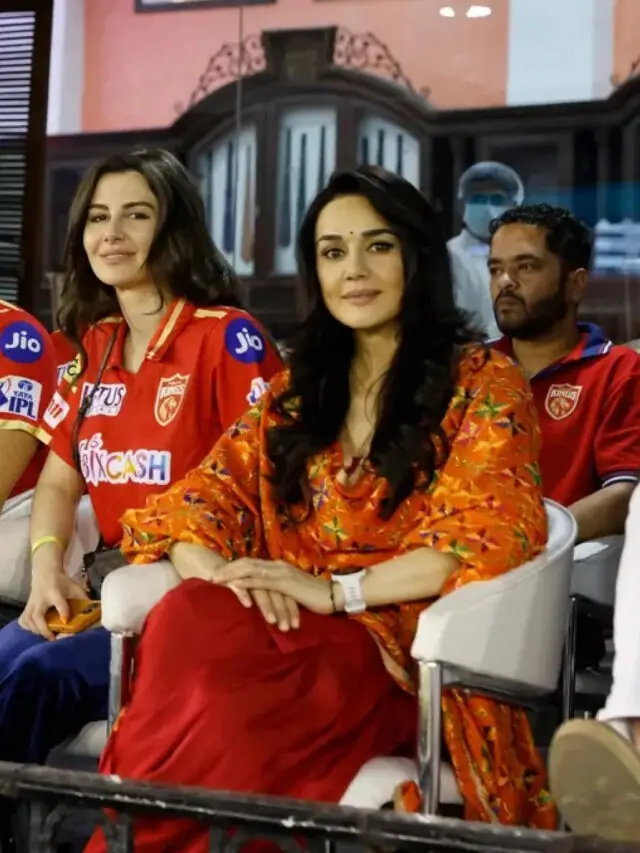 प्रीति जिंटा के साथ बैठी इस मिस्ट्री गर्ल ने मचाई IPL में तबाही! जानिए कौन है?
